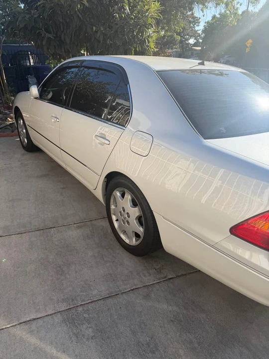2003 Lexus LS 3rd Gen - Image 7 of 7
