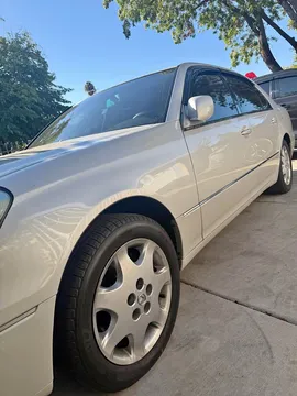2003 Lexus LS 400 Sedan 4D