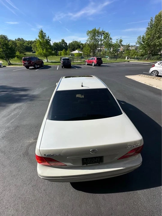 2003 Lexus LS 3rd Gen - Image 6 of 7