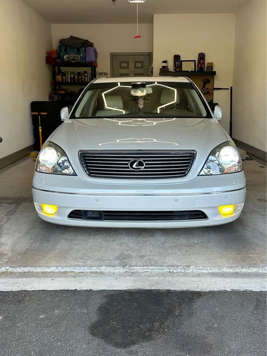 2003 Lexus LS 3rd Gen - Image 2 of 7