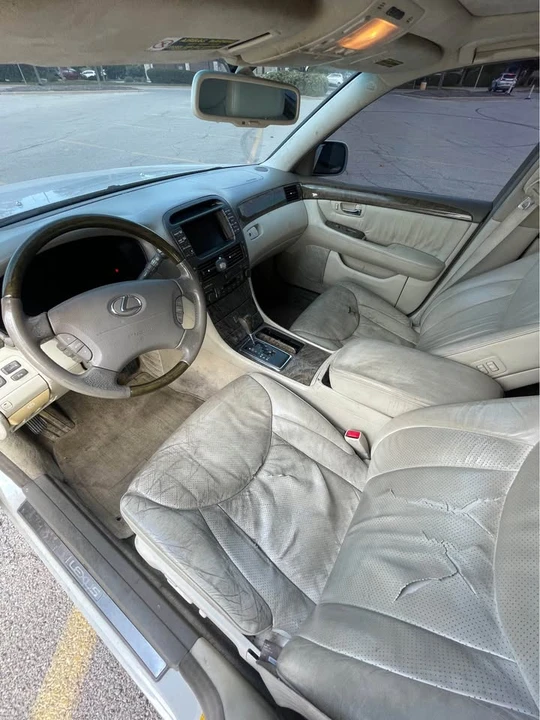 2003 Lexus LS 3rd Gen - Image 6 of 10