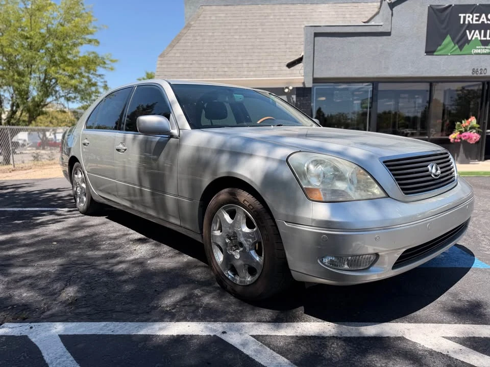 2003 Lexus LS 3rd Gen - Image 3 of 9
