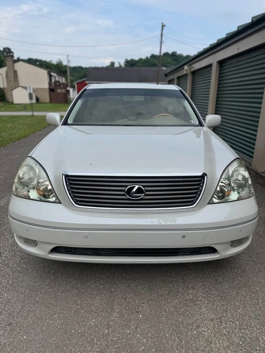 2003 Lexus LS 3rd Gen - Image 8 of 18