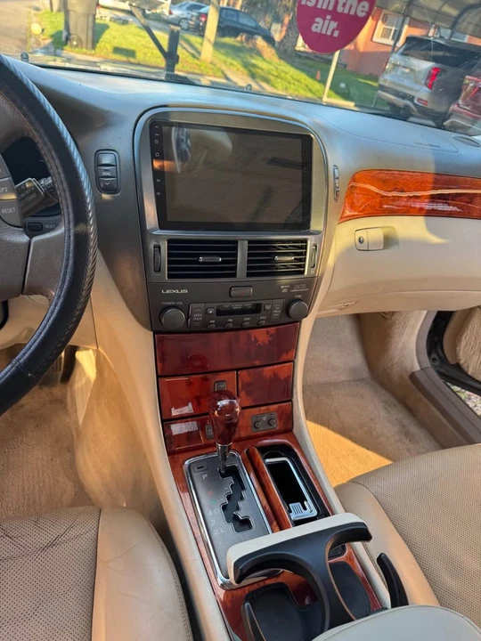 2003 Lexus LS 3rd Gen - Image 6 of 17