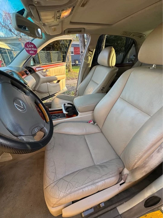 2003 Lexus LS 3rd Gen - Image 5 of 17
