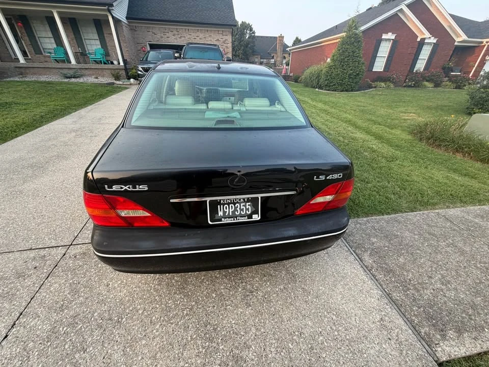 2003 Lexus LS 3rd Gen - Image 3 of 8