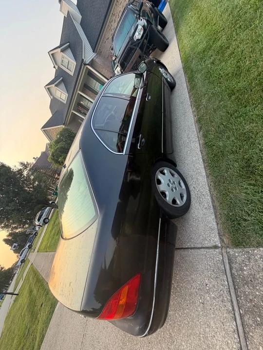2003 Lexus LS 3rd Gen - Image 4 of 8