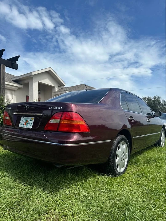 2003 Lexus LS 3rd Gen - Image 3 of 9