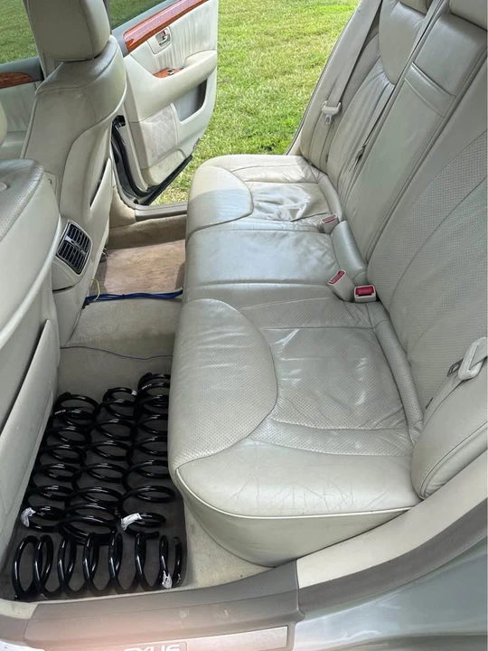 2003 Lexus LS 3rd Gen - Image 12 of 12