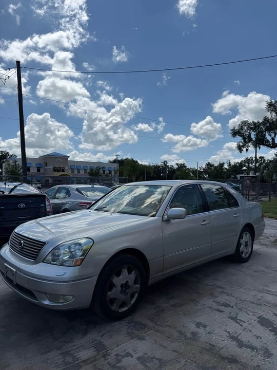2003 Lexus LS 3rd Gen - Image 2 of 6