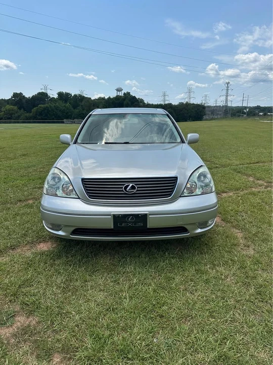 2003 Lexus LS 3rd Gen - Image 3 of 12