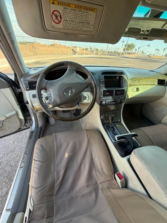2003 Lexus LS 3rd Gen - Image 19 of 20