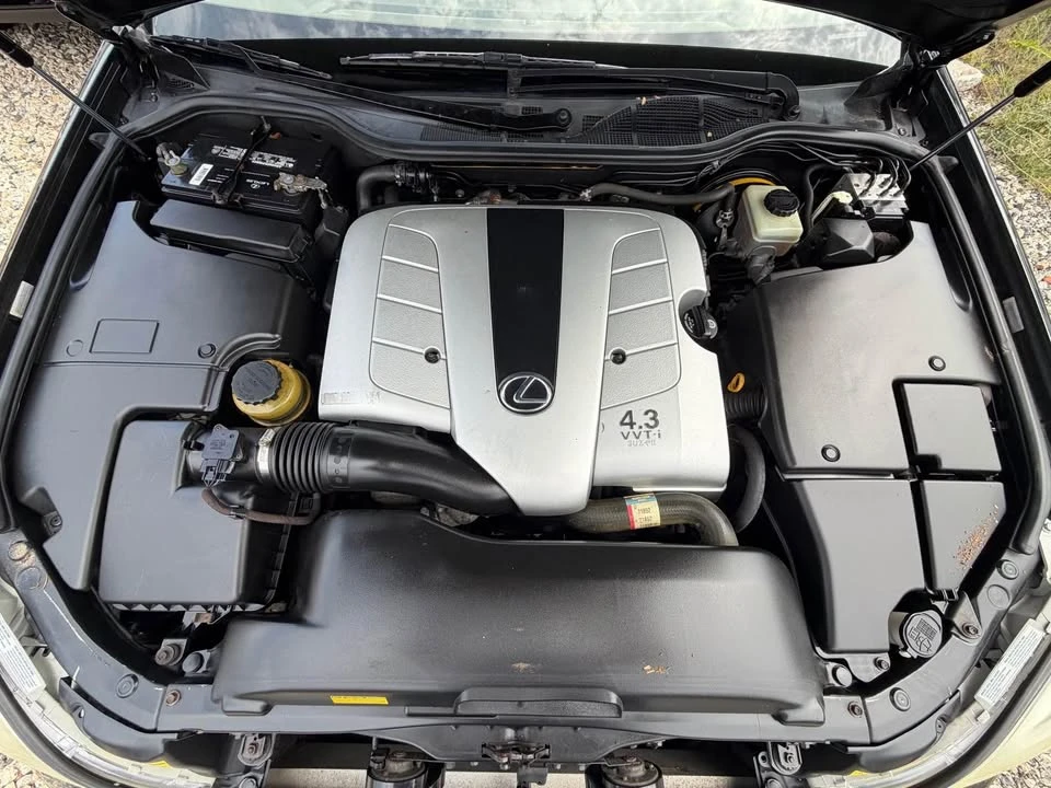 2003 Lexus LS 3rd Gen - Image 13 of 13