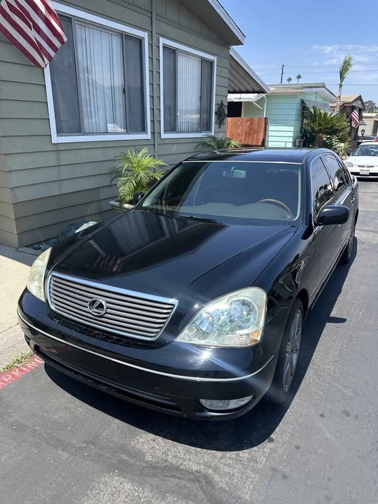 2003 Lexus LS 3rd Gen - Image 2 of 5