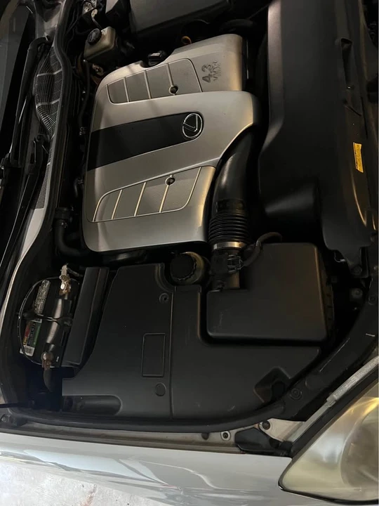 2003 Lexus LS 3rd Gen - Image 11 of 16