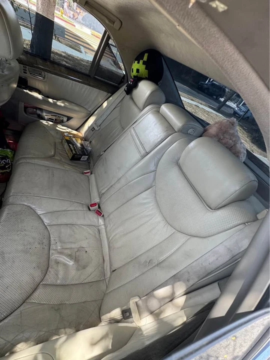 2003 Lexus LS 3rd Gen - Image 4 of 19
