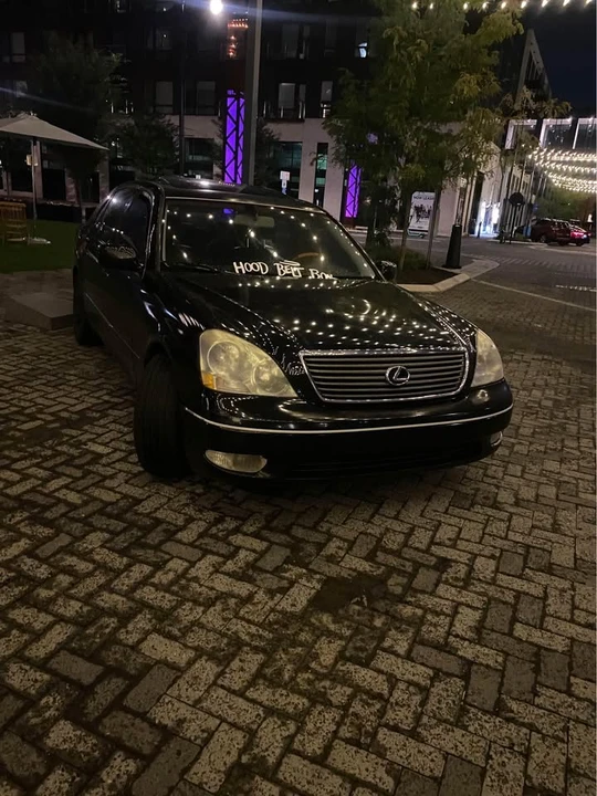 2003 Lexus LS 3rd Gen - Image 3 of 10