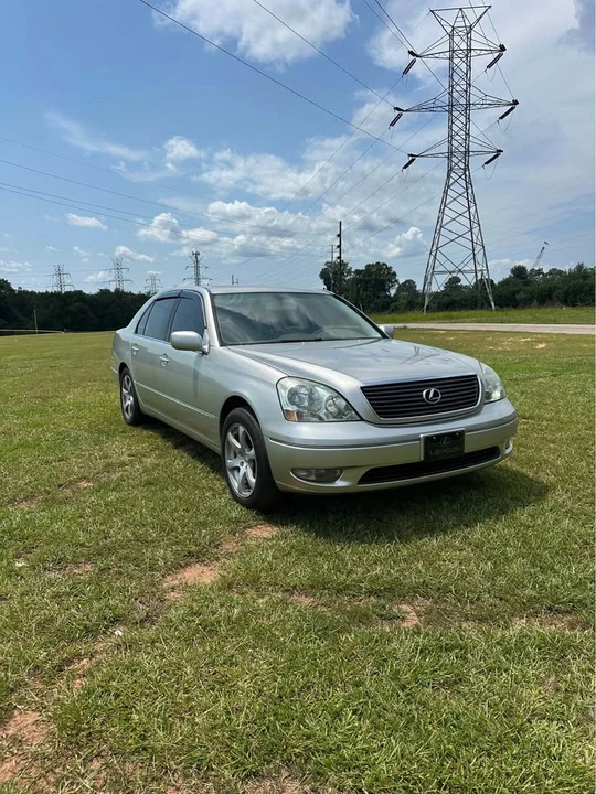 2003 Lexus LS 3rd Gen - Image 2 of 12