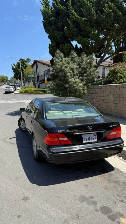 2003 Lexus LS 3rd Gen - Image 3 of 5