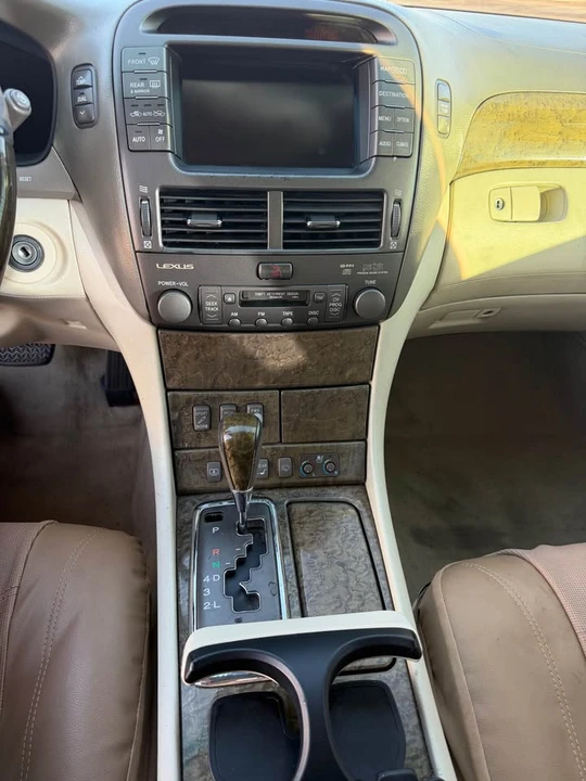 2003 Lexus LS 3rd Gen - Image 20 of 20