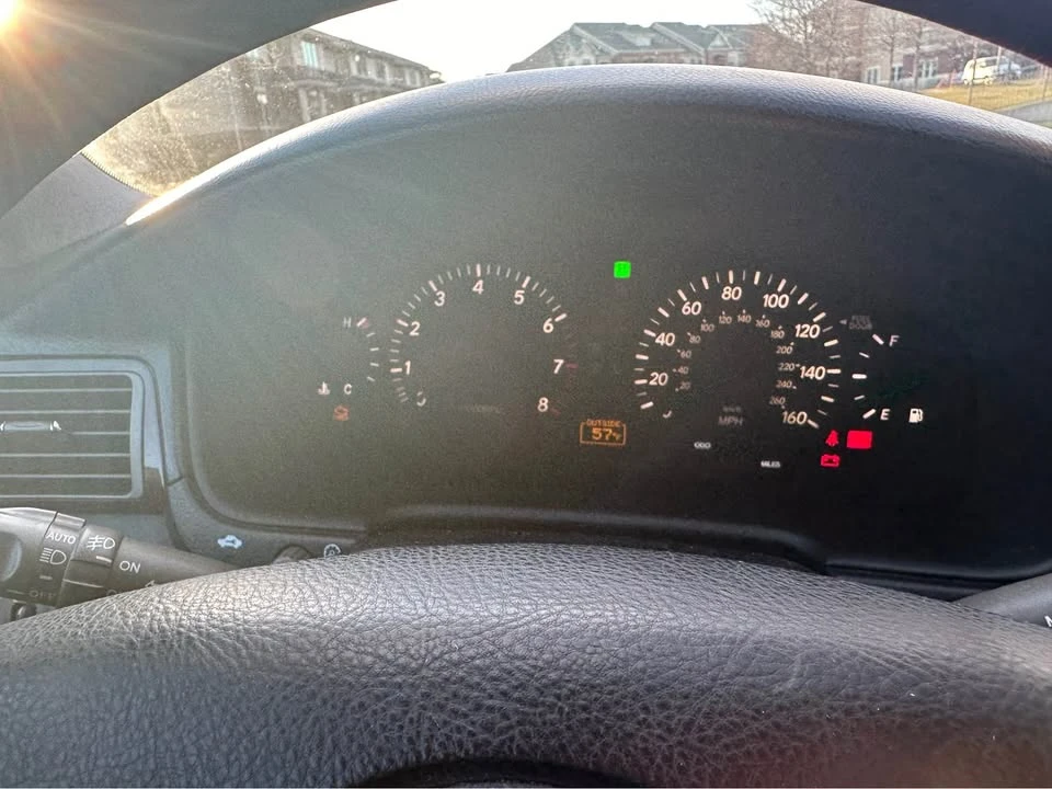 2003 Lexus LS 3rd Gen - Image 8 of 9