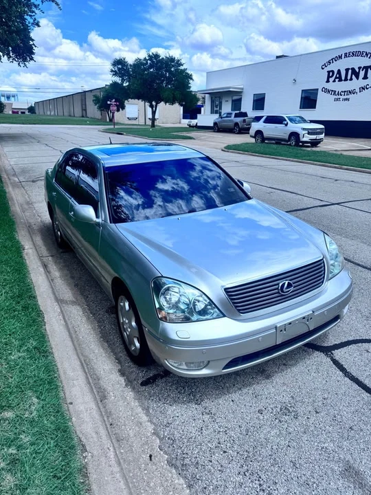 2003 Lexus LS 3rd Gen - Image 2 of 10