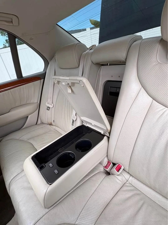 2003 Lexus LS 3rd Gen - Image 15 of 20