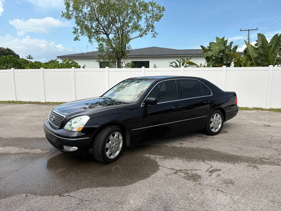 2003 Lexus LS 3rd Gen - Image 3 of 20