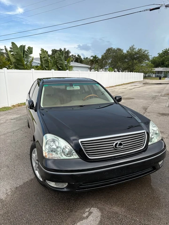 2003 Lexus LS 3rd Gen - Image 7 of 20