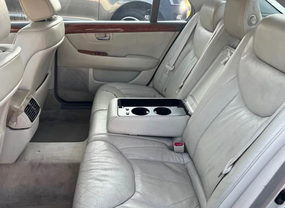 2003 Lexus LS 3rd Gen - Image 7 of 9