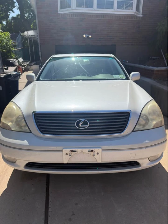 2003 Lexus LS 3rd Gen - Image 11 of 11