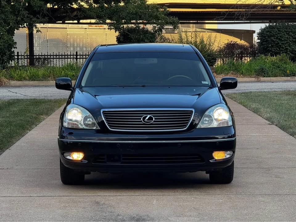 2003 Lexus LS 3rd Gen - Image 3 of 18