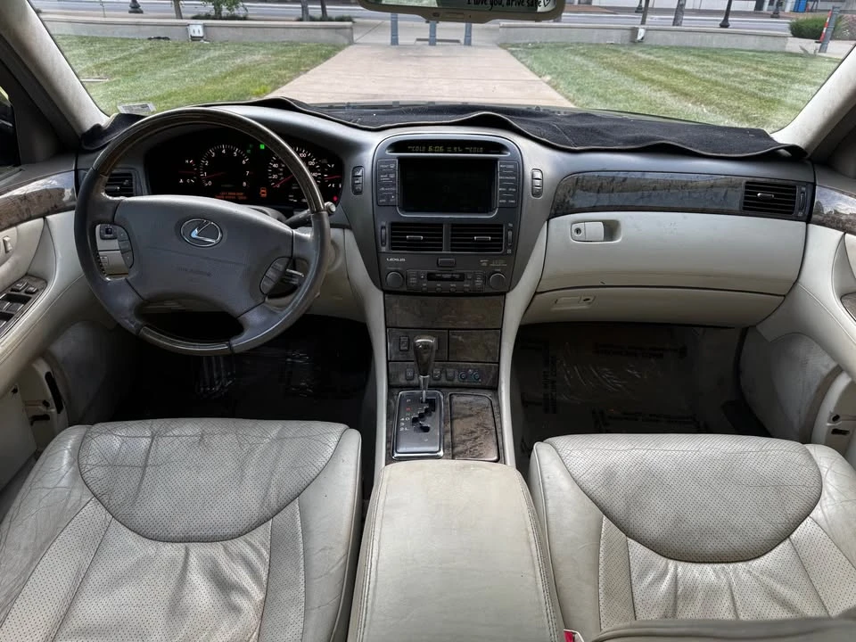 2003 Lexus LS 3rd Gen - Image 15 of 18