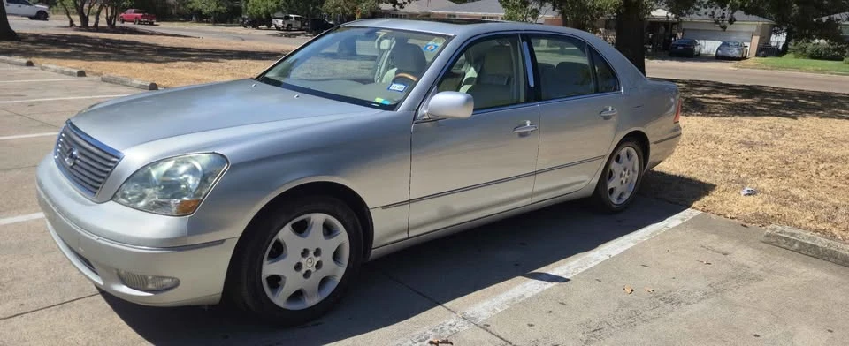 2003 Lexus LS 3rd Gen - Image 3 of 10