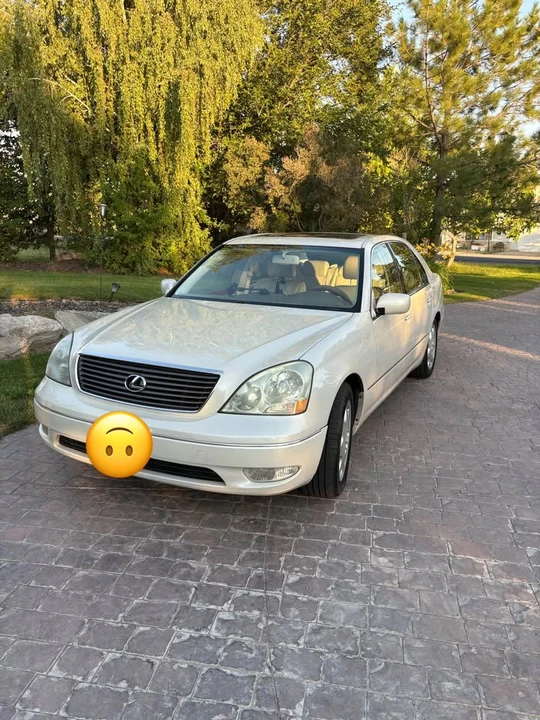 2003 Lexus LS 3rd Gen - Image 2 of 12