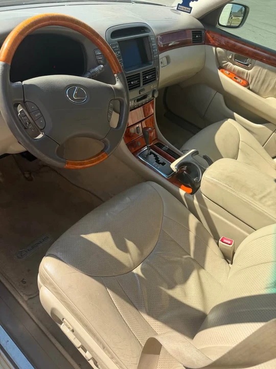 2003 Lexus LS 3rd Gen - Image 6 of 7