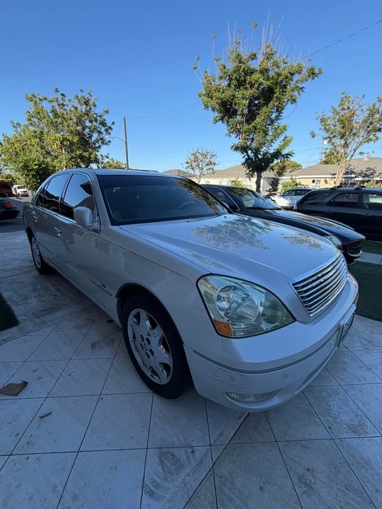 2003 Lexus LS 3rd Gen - Image 2 of 15