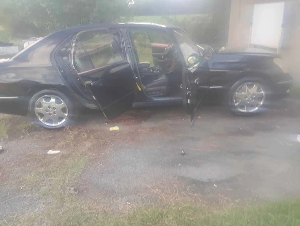 2003 Lexus LS 3rd Gen - Image 7 of 7