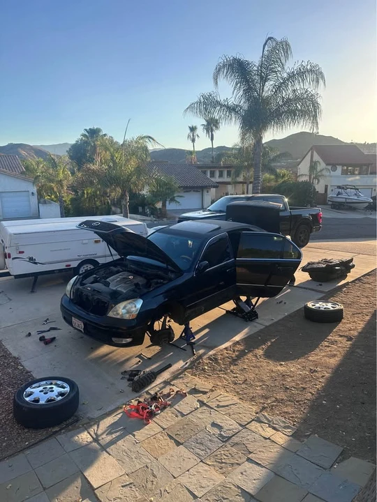 2003 Lexus LS 3rd Gen - Image 2 of 6