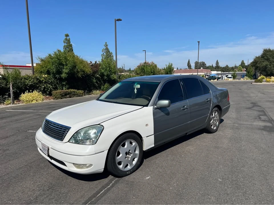 2003 Lexus LS 3rd Gen - Image 6 of 19