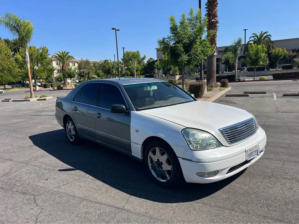 2003 Lexus LS 3rd Gen - Image 8 of 19