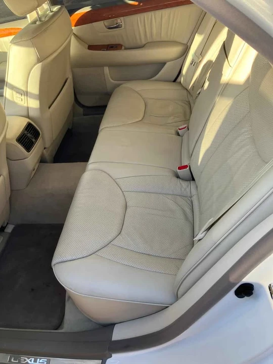 2003 Lexus LS 3rd Gen - Image 6 of 11