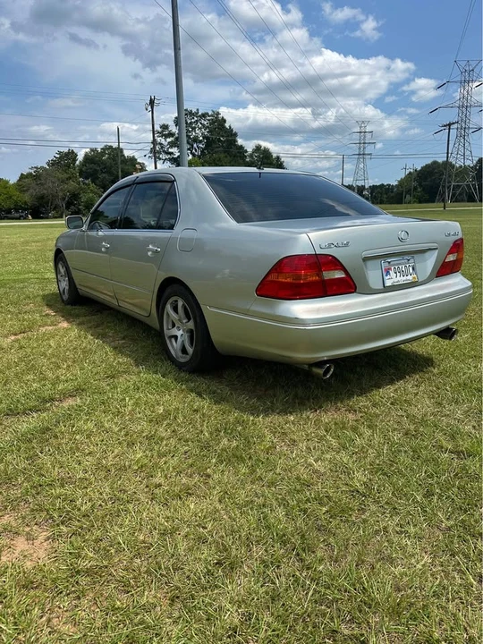 2003 Lexus LS 3rd Gen - Image 3 of 6