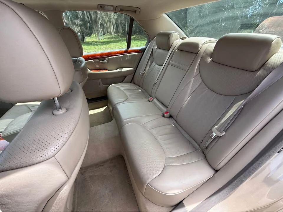 2003 Lexus LS 3rd Gen - Image 15 of 17