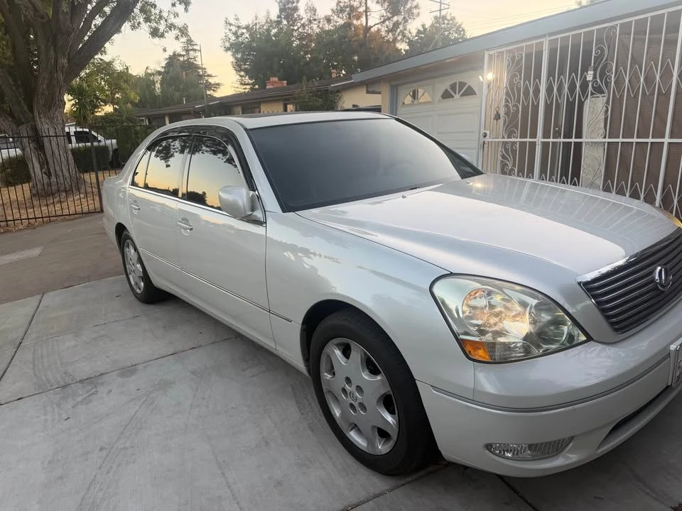 2003 Lexus LS 3rd Gen - Image 7 of 8