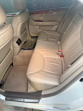 2003 Lexus LS 430 Sedan 4D