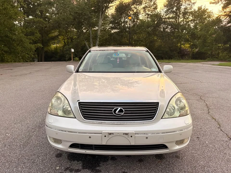 2003 Lexus LS 3rd Gen - Image 3 of 8