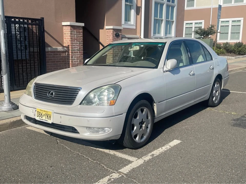 2003 Lexus LS 3rd Gen - Image 6 of 7