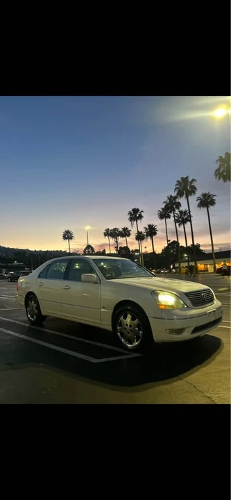 2003 Lexus LS 3rd Gen - Image 7 of 7