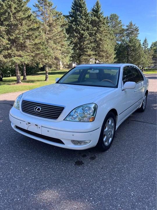 2003 Lexus LS 3rd Gen - Image 10 of 20